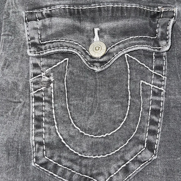 True Religion Rickys - Picture 3 of 10